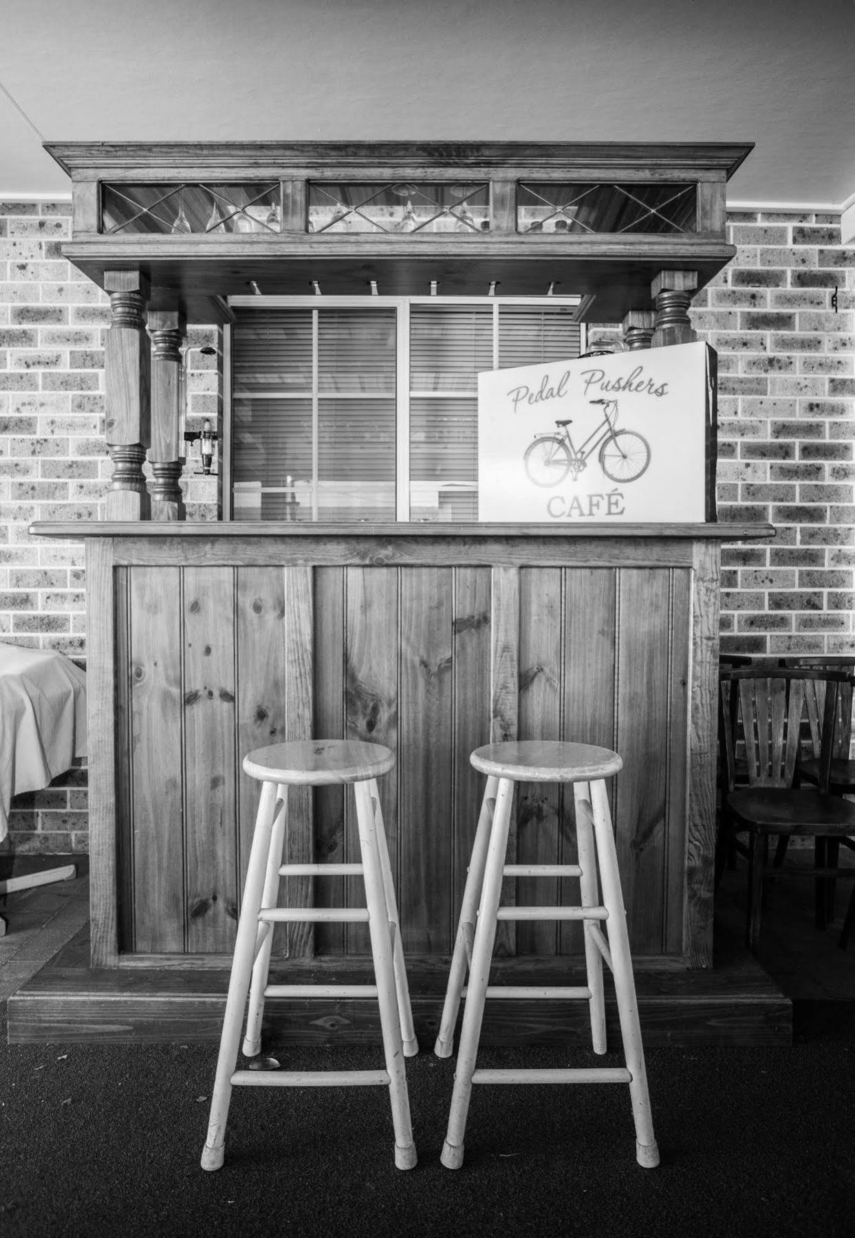 Golden Chain Aalana Motor Inn Cowra Ngoại thất bức ảnh