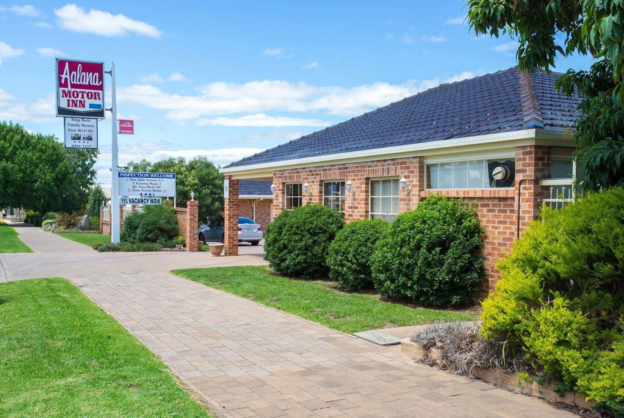 Golden Chain Aalana Motor Inn Cowra Ngoại thất bức ảnh